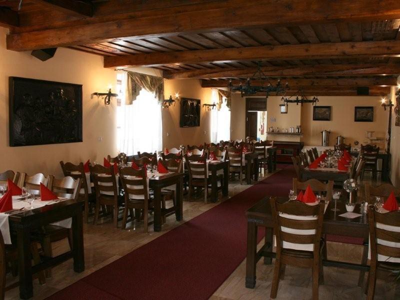 Chateau Krakovany エクステリア 写真