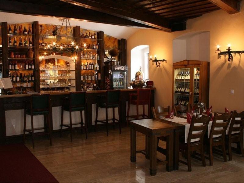 Chateau Krakovany エクステリア 写真