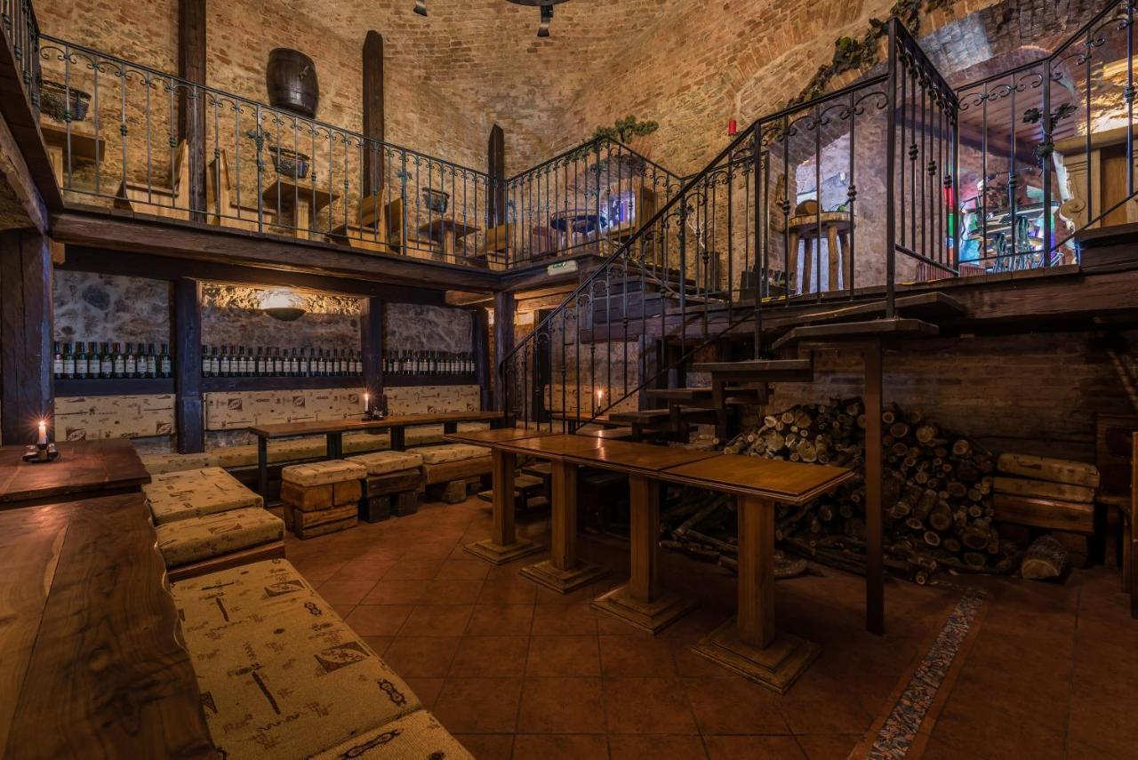 Chateau Krakovany エクステリア 写真
